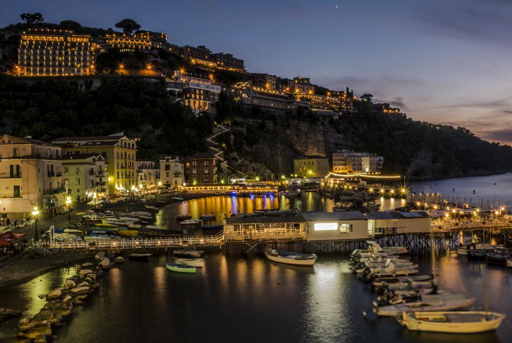 Hotel Leone Σορέντο Εξωτερικό φωτογραφία