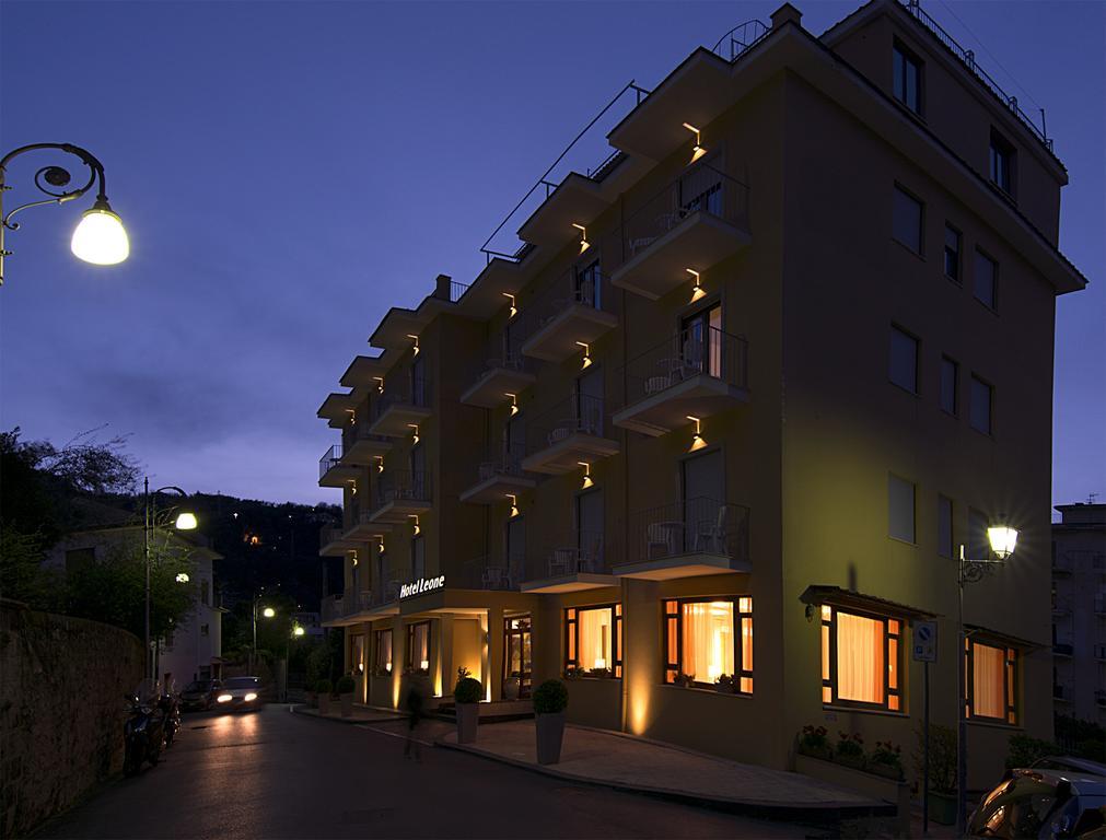 Hotel Leone Σορέντο Εξωτερικό φωτογραφία